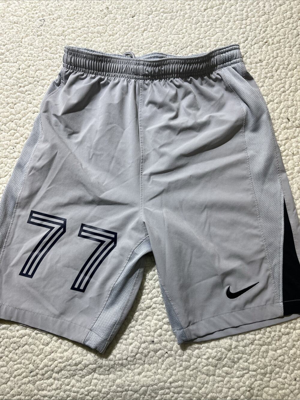 Kids Large Navy Nike Dri-Fit 77 Shorts Basketball